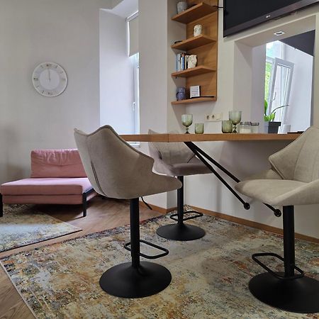 Apartment In The Heart Of Old Riga Exteriör bild