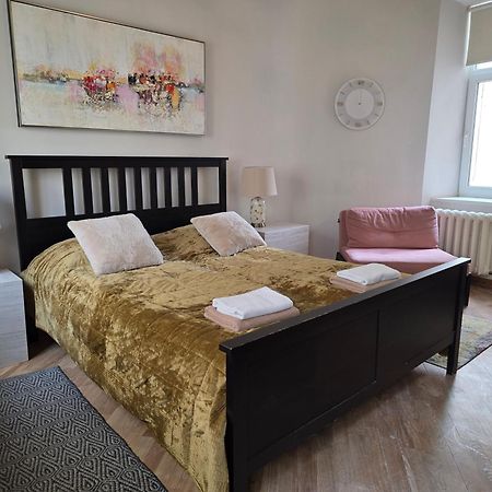 Apartment In The Heart Of Old Riga Exteriör bild